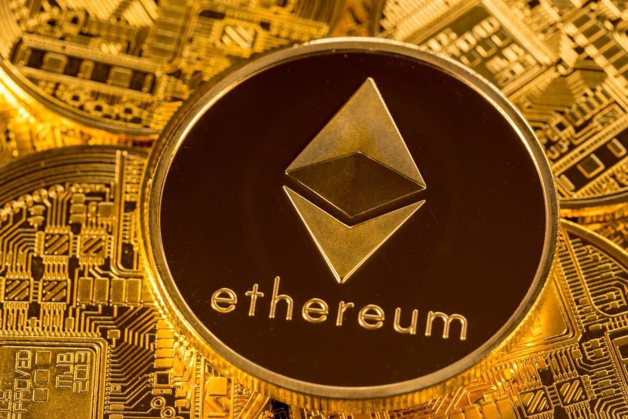 Ethereum Surpasses $3,000 as Its Funds Outperform Bitcoin