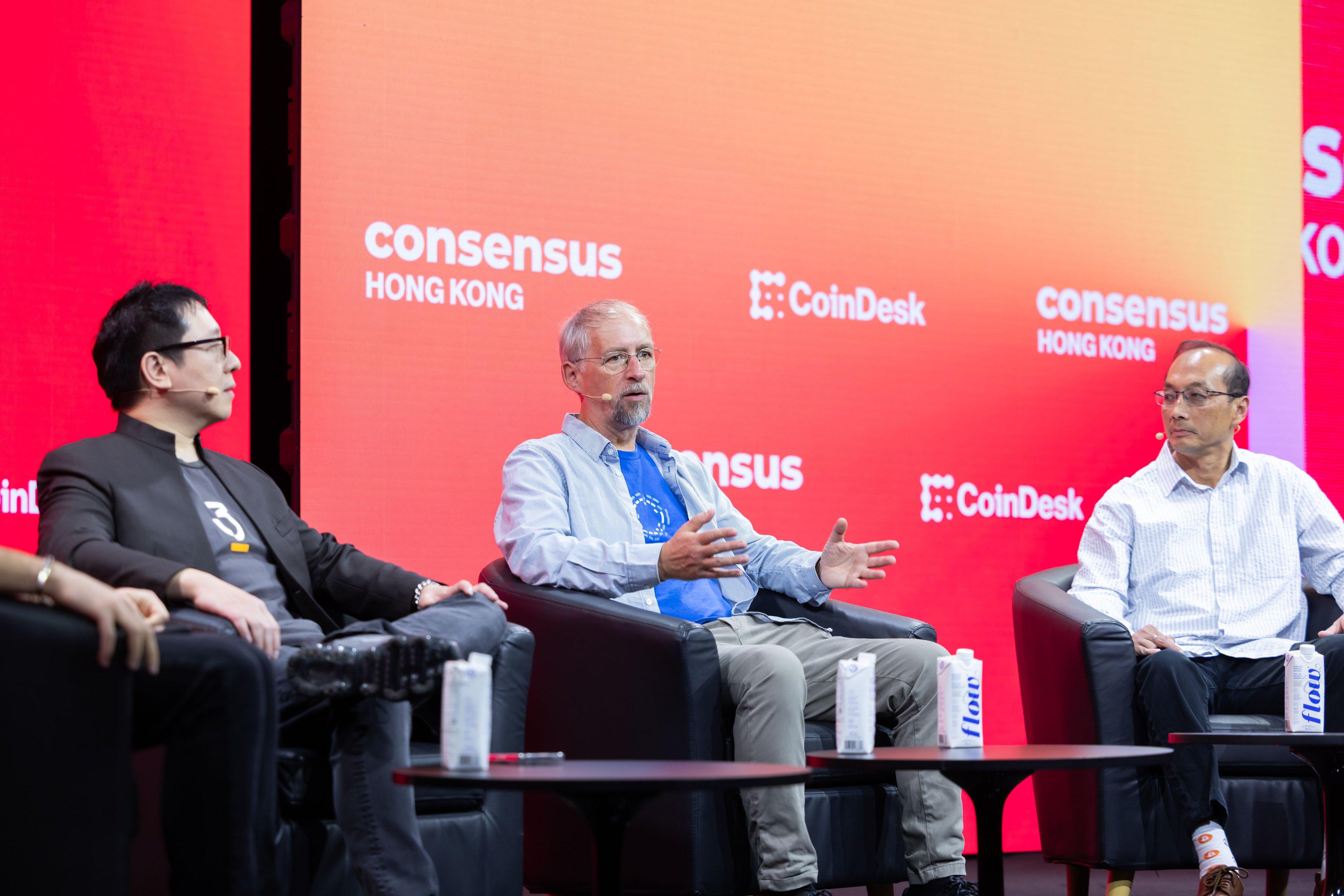 Marc Vanlerberghe on the Role of Gated Communities in Cryptocurrency