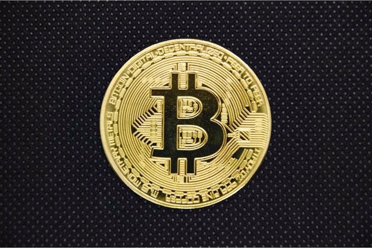 Bitcoin Pauses Amid Profit-Taking by Large Investors